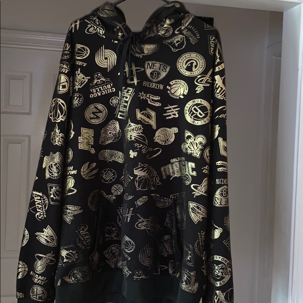 ❌❌SOLD❌❌NBA All Teams Logo Hoodie